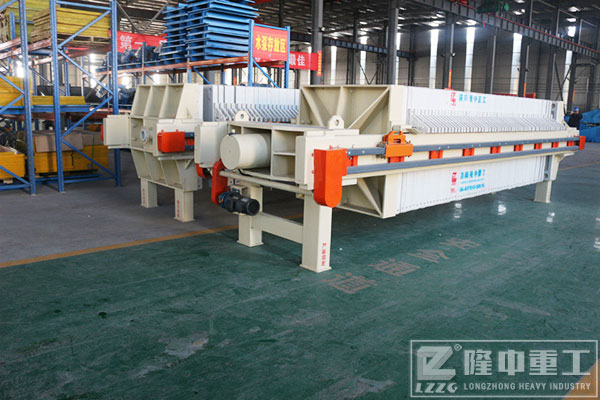 污泥廂式壓濾機設(shè)備真的好用嗎？