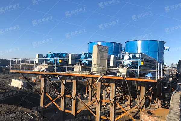 壓濾機(jī)濾板如何幫助壓濾機(jī)實(shí)現(xiàn)固液分離？