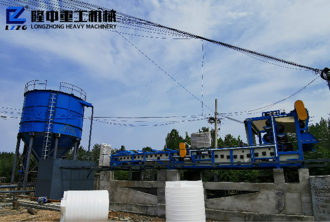 壓濾機現(xiàn)場